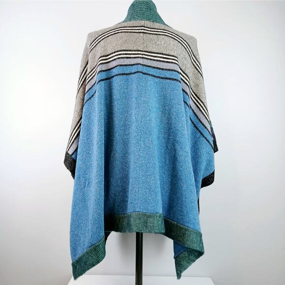 CAbi 3846 SZ M/L Windchill Wrap Limited Edition 2019 - Picture 5 of 7